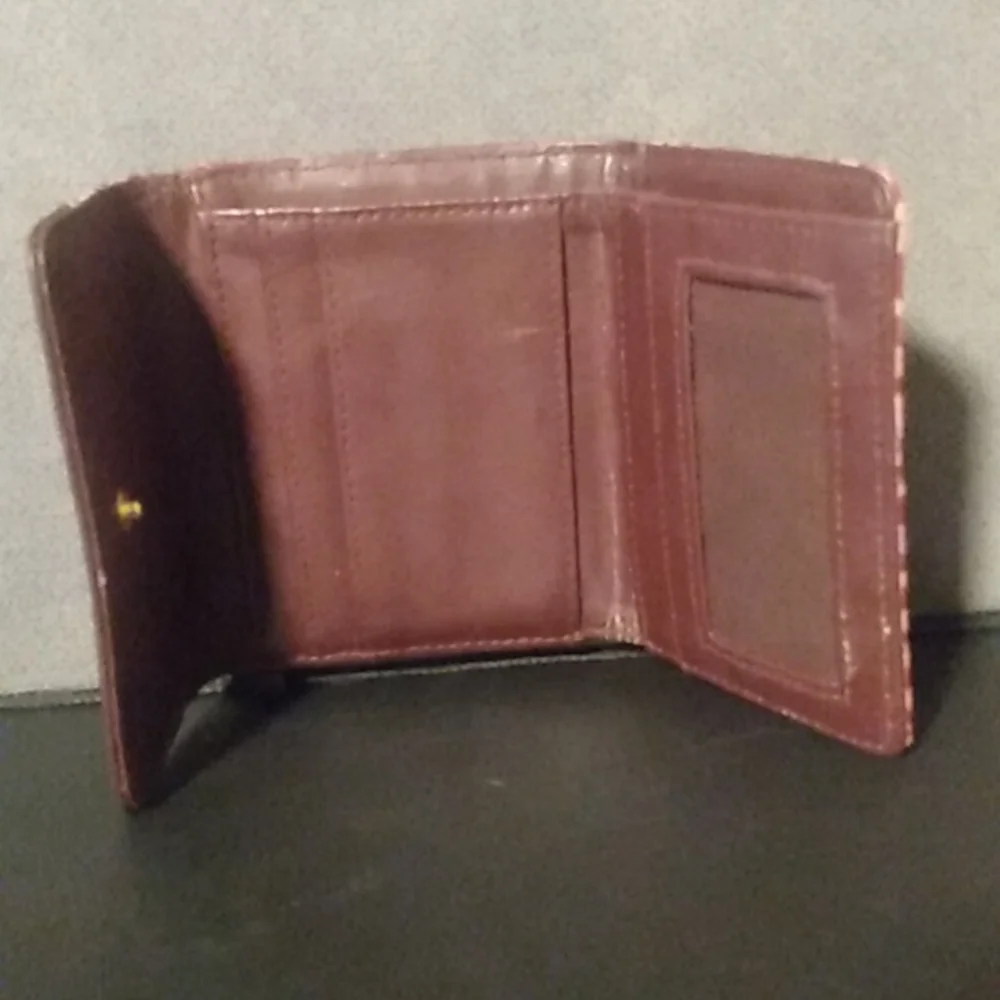 Trifold Wallet - Picture 2 of 4
